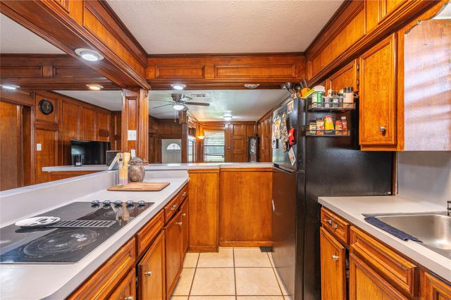 6918 Woodrow Street, Texas City, TX 77591