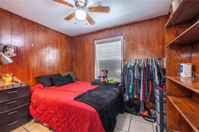 6918 Woodrow Street, Texas City, TX 77591