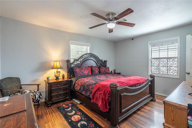 6918 Woodrow Street, Texas City, TX 77591