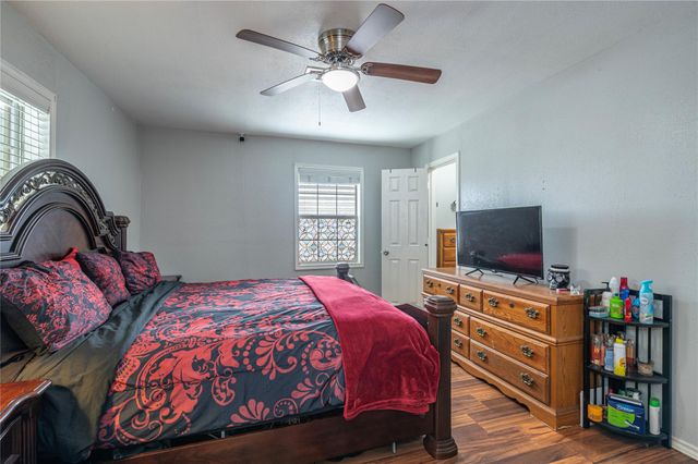 6918 Woodrow Street, Texas City, TX 77591