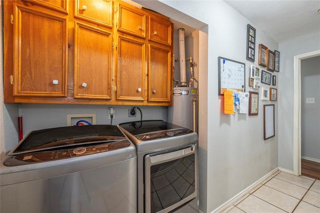 6918 Woodrow Street, Texas City, TX 77591