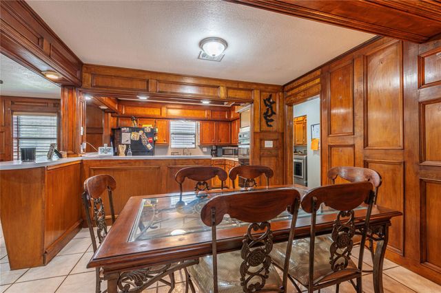 6918 Woodrow Street, Texas City, TX 77591