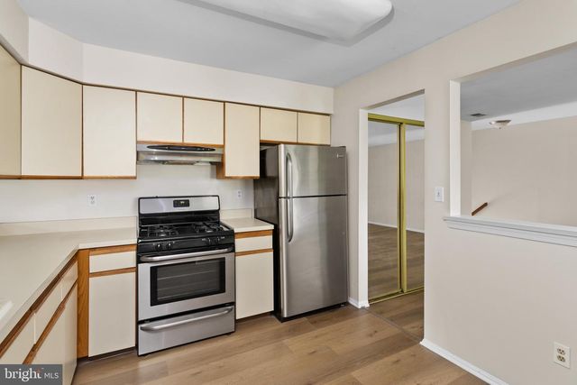 214 WYNDHAM PL, Trenton, NJ 08691
