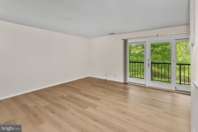 214 WYNDHAM PL, Trenton, NJ 08691