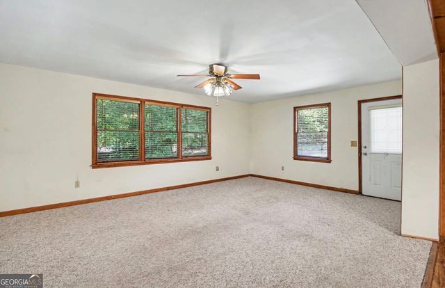 14 N Poplar Street, Fairburn, GA 30213