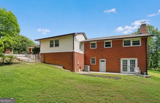 14 N Poplar Street, Fairburn, GA 30213