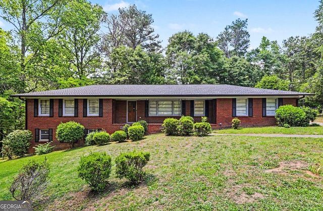 14 N Poplar Street, Fairburn, GA 30213