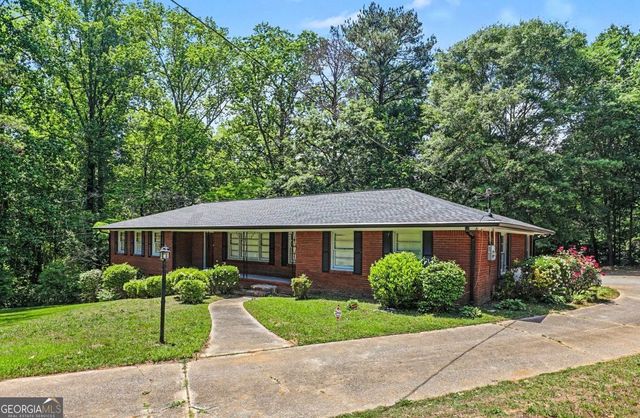 14 N Poplar Street, Fairburn, GA 30213