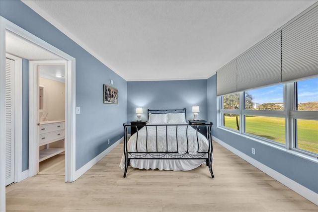 2651 S Course Drive 302, Pompano Beach, FL 33069