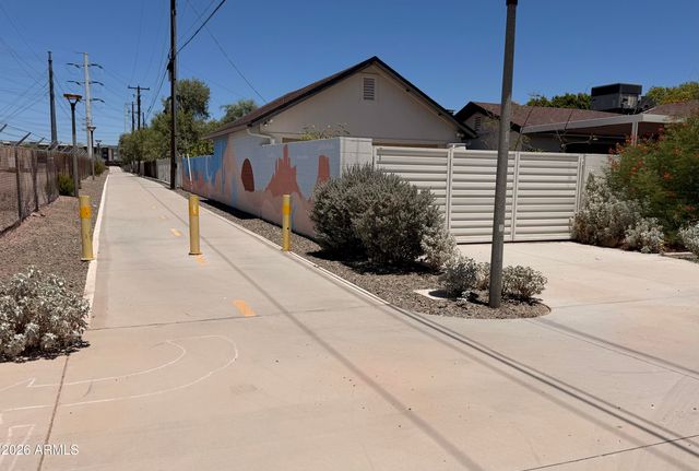 6625 E BELLEVIEW Street, Scottsdale, AZ 85257
