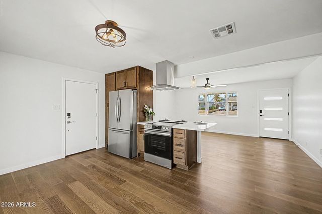 6625 E BELLEVIEW Street, Scottsdale, AZ 85257