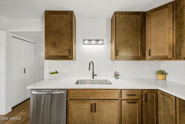 6625 E BELLEVIEW Street, Scottsdale, AZ 85257