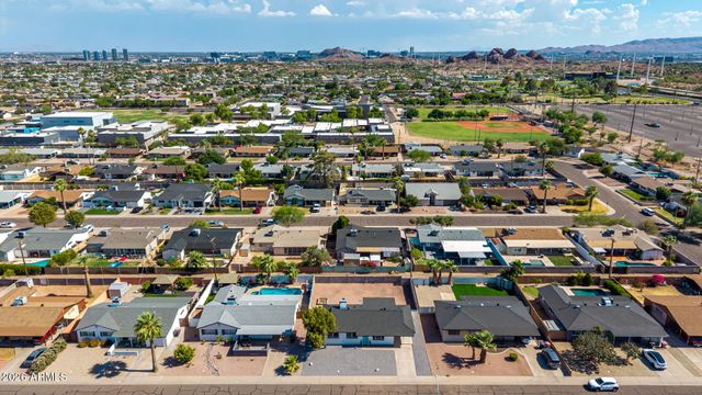 6625 E BELLEVIEW Street, Scottsdale, AZ 85257