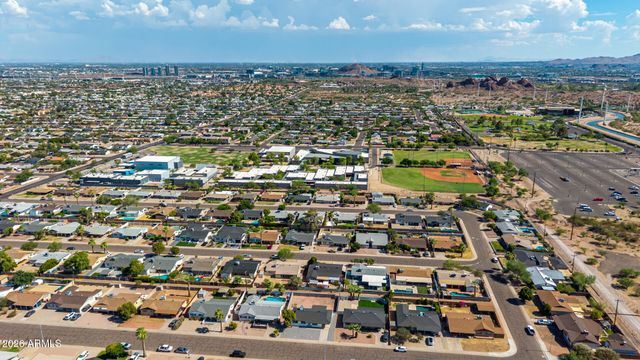 6625 E BELLEVIEW Street, Scottsdale, AZ 85257