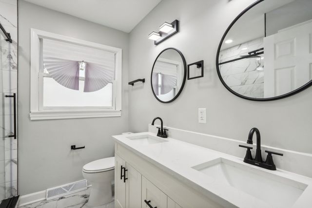 5924 W 109th Street, Chicago Ridge, IL 60415