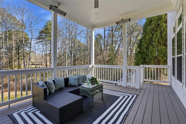 1010 Crossvine Road, Roswell, GA 30075