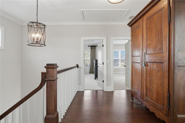 1010 Crossvine Road, Roswell, GA 30075