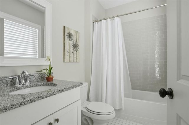 1010 Crossvine Road, Roswell, GA 30075