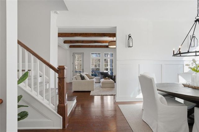 1010 Crossvine Road, Roswell, GA 30075