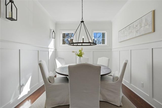 1010 Crossvine Road, Roswell, GA 30075