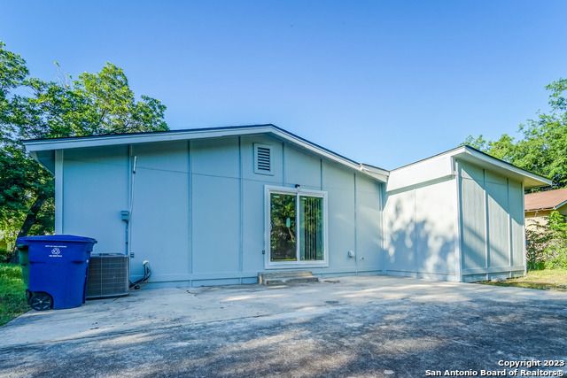 825 Fitch, San Antonio, TX 78214