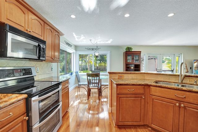 14240 Harpers Ferry Street, Davie, FL 33325