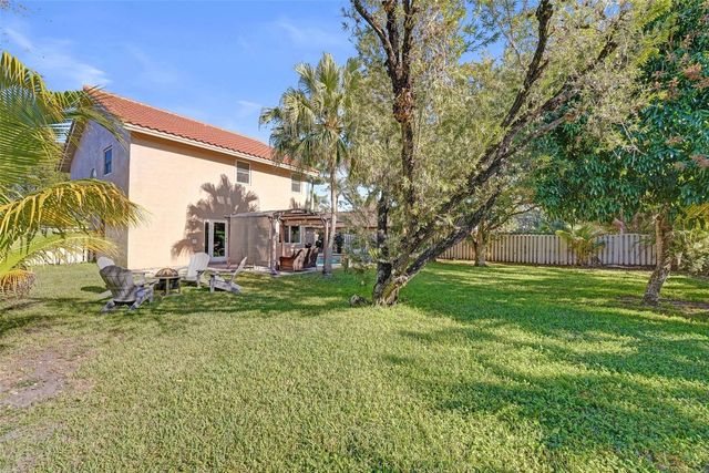 14240 Harpers Ferry Street, Davie, FL 33325