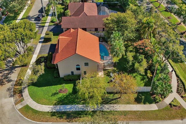 14240 Harpers Ferry Street, Davie, FL 33325