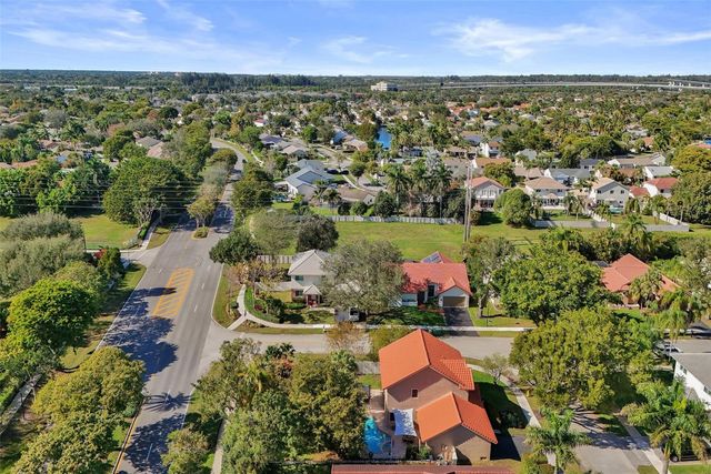14240 Harpers Ferry Street, Davie, FL 33325