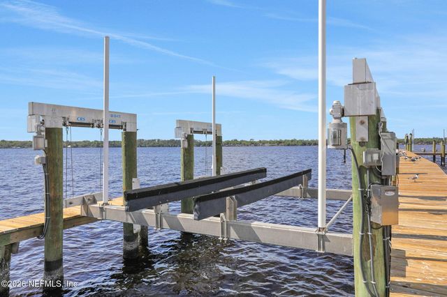 2241 N LAKESHORE Drive, Fleming Island, FL 32003