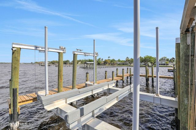 2241 N LAKESHORE Drive, Fleming Island, FL 32003