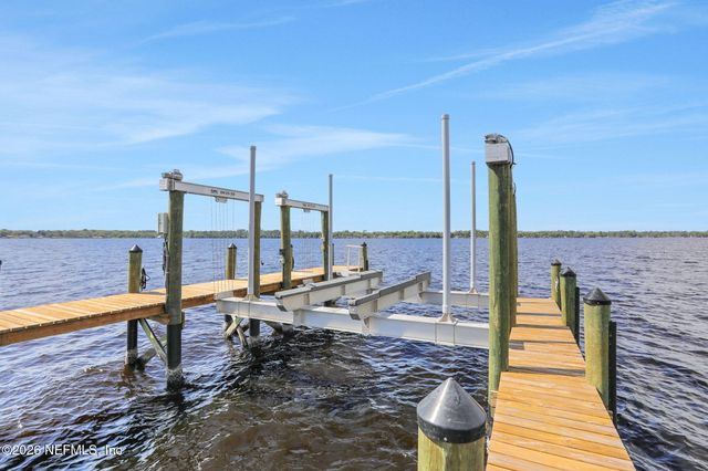 2241 N LAKESHORE Drive, Fleming Island, FL 32003