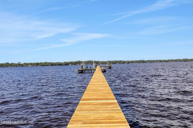 2241 N LAKESHORE Drive, Fleming Island, FL 32003