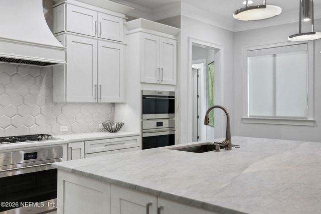 2241 N LAKESHORE Drive, Fleming Island, FL 32003