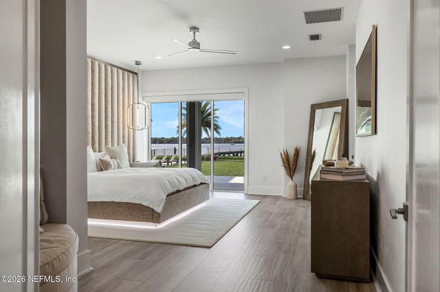 2241 N LAKESHORE Drive, Fleming Island, FL 32003