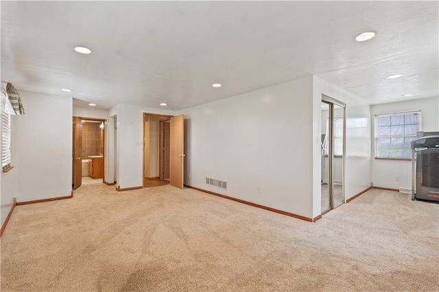 2034 Washington Blvd, Glassport, PA 15045