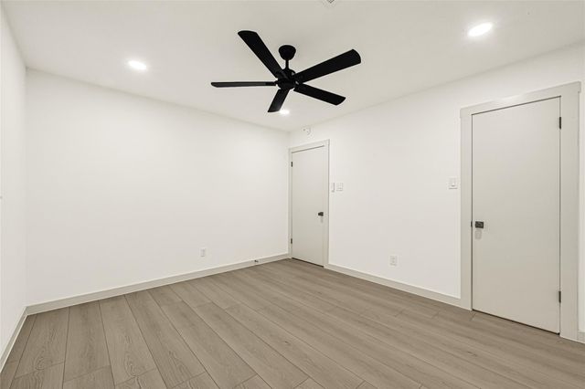 11306 Valley Spring Drive, Houston, TX 77043