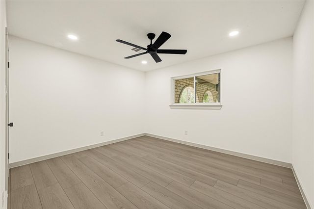 11306 Valley Spring Drive, Houston, TX 77043