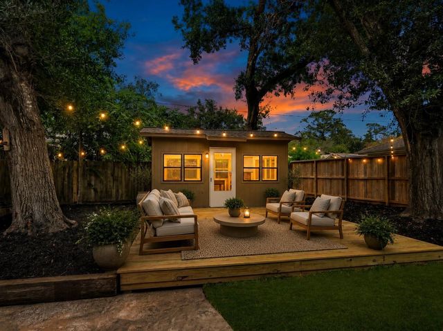 11306 Valley Spring Drive, Houston, TX 77043