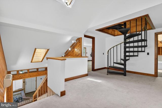 5511 N FRONT ST, Harrisburg, PA 17110