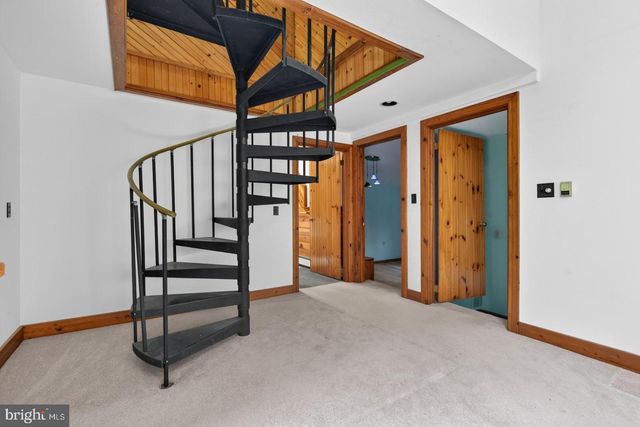 5511 N FRONT ST, Harrisburg, PA 17110