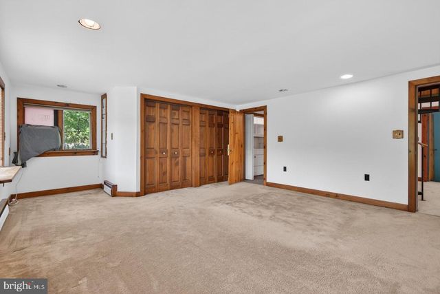 5511 N FRONT ST, Harrisburg, PA 17110