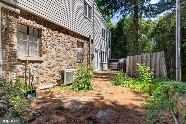 5511 N FRONT ST, Harrisburg, PA 17110