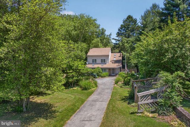 5511 N FRONT ST, Harrisburg, PA 17110