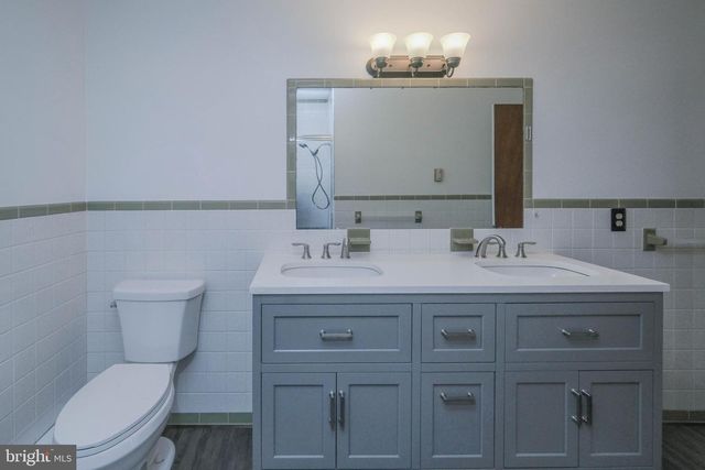 15462 JERSEY MOUNTAIN RD, Levels, WV 25431