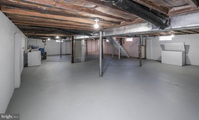 15462 JERSEY MOUNTAIN RD, Levels, WV 25431