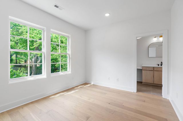 1418A Boscobel St, Nashville, TN 37206