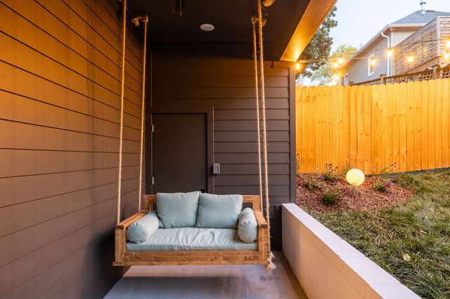 1418A Boscobel St, Nashville, TN 37206