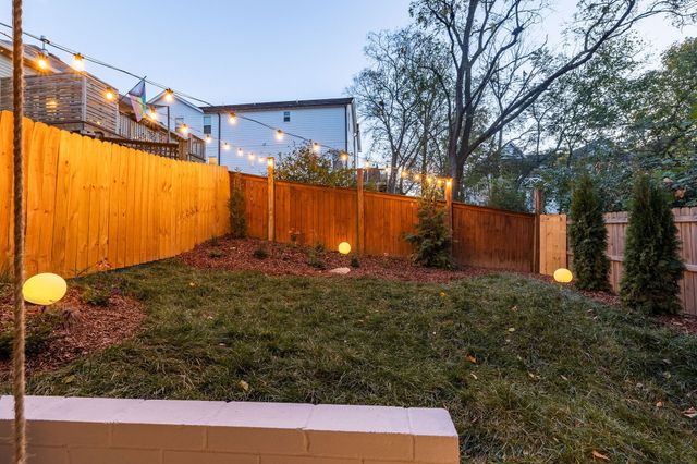 1418A Boscobel St, Nashville, TN 37206