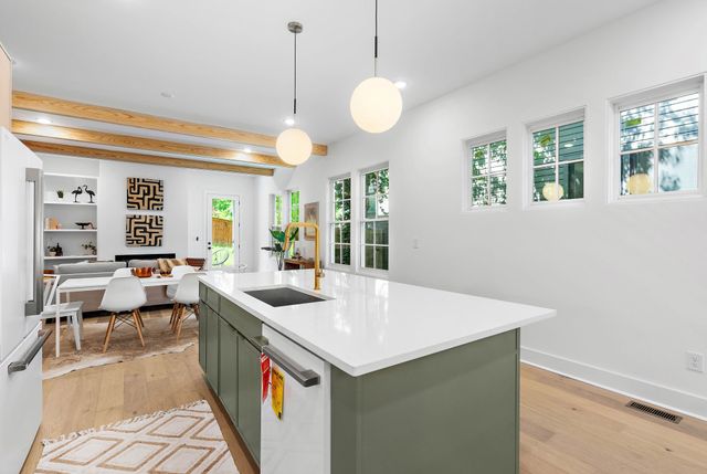 1418A Boscobel St, Nashville, TN 37206